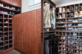 Maximizing Closet Space with Organization Hacks