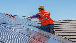 A Guide to Home Solar Panel Maintenance