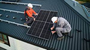 Guide to Choosing and Installing Home Solar Panels